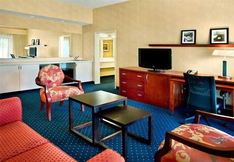 Courtyard Philadelphia Plymouth Meeting Otel Oda fotoğraf
